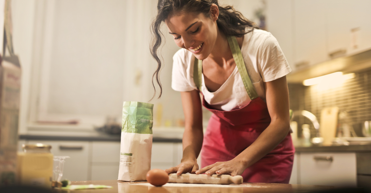 Cosa mangiare per essere felici? Il cibo che fa bene alla mente Cosa mangiare per essere felici? Il cibo che fa bene alla mente